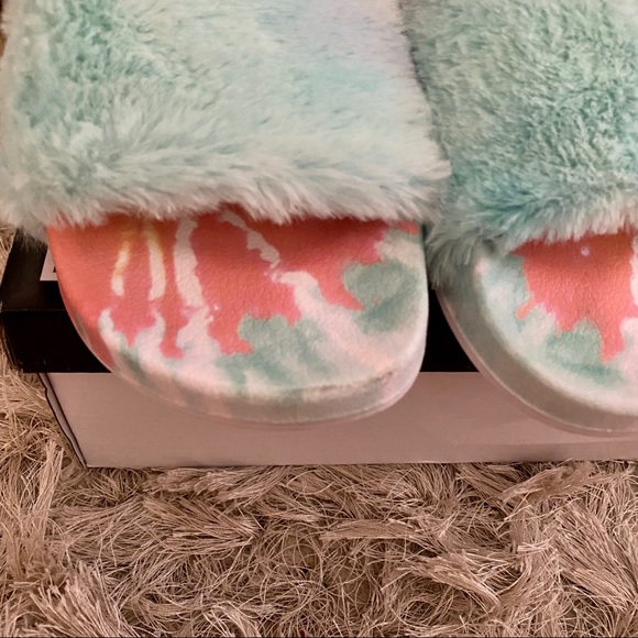 NEW ‘Stellar’ Slides - Picture 9 of 11